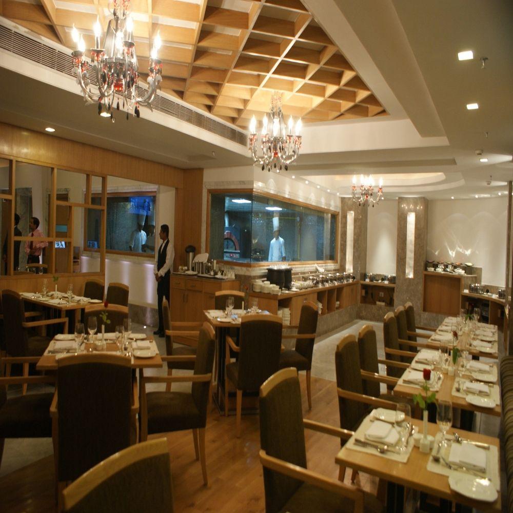 מלון Fairfield By Marriott ג'איפור מראה חיצוני תמונה