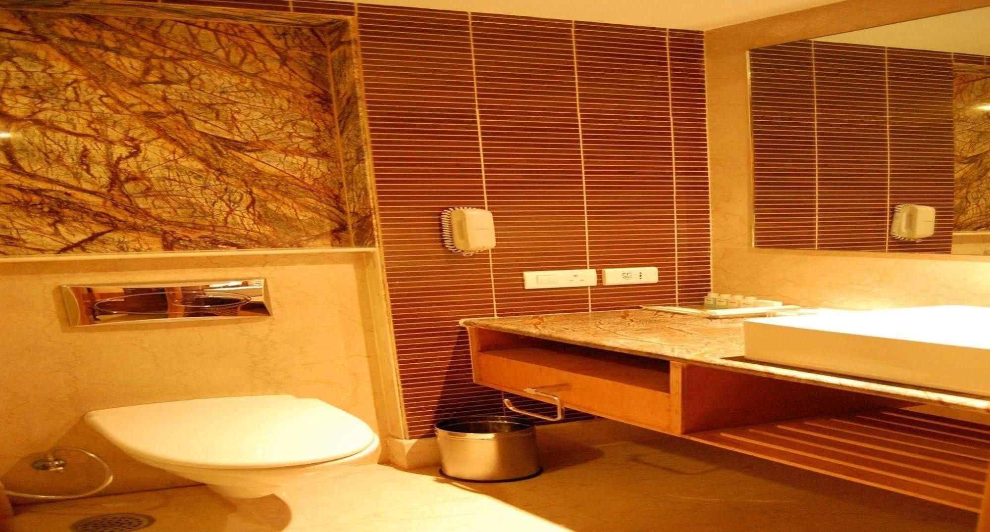מלון Fairfield By Marriott ג'איפור מראה חיצוני תמונה