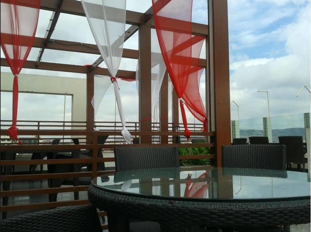 מלון Fairfield By Marriott ג'איפור מראה חיצוני תמונה