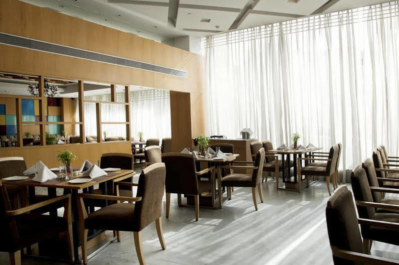 מלון Fairfield By Marriott ג'איפור מראה חיצוני תמונה